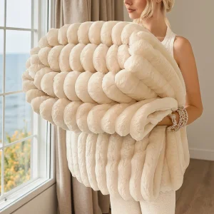 Super Soft Faux Rabbit Fur Blanket